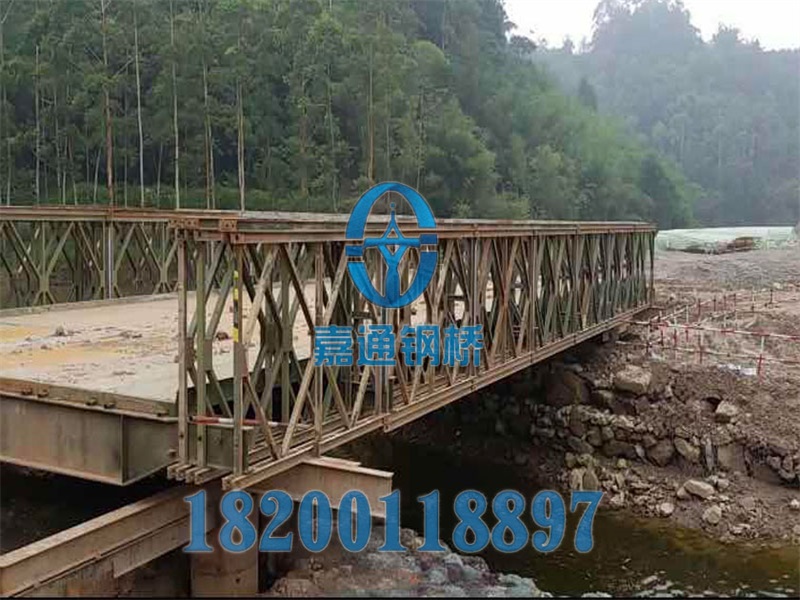 仁沐新高速200型21米雙車道，履帶120噸，輪式80噸